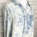 Velvet Heart  Acid Wash Tencel Chambray Denim Button Up Shirt Women’s Size Large Photo 3