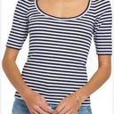 Faherty  Freestyle Rib T-Shirt in Navy Desi Stripe S Photo 0