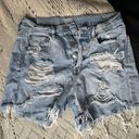 American Eagle 90s boyfriend Shorts Photo 0