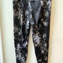 Marika black camo leggings and sports bra, size XL Photo 2