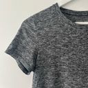 Outdoor Voices  Heathered Gray Athletic Tee Sz XS Photo 3