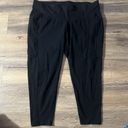 Lane Bryant LIVI ACTIVE  Women's Black Pull-On Capri Leggings  And Pants 26/28 Photo 3