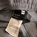Under Armour Gray Pant Size Large Photo 2