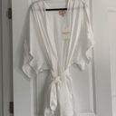 Show Me Your Mumu New  White First Look Robe Size XXL Photo 6