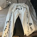 Pretty Little Thing sweatpants Photo 0