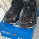 Hoka s Clifton 9 Photo 2