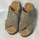 sbicca  khaki Suede Leather Stud Platform Sandals women size 8 M Photo 2