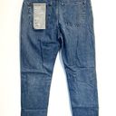 Everlane NWT  The 90's Cheeky Jean in Vintage Mid Blue - Size 28 Photo 7