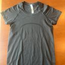 Lululemon Swiftly Breathe relaxed fit short sleeve shirt Photo 0