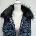 Chico's Chico’s Ombre Blue & Black Quilted Zip Front Vest with Removable Faux Fur Collar Photo 10