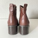 Gap  Women’s Chelsea Boots Ankle Bootie Brown Heel 2.5” Size 7 Very Good Photo 3