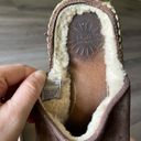 UGG  Australia Women’s Kohala Brown Clogs Size 9 Sheep Wool Lined Leather Suede Photo 9