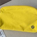 Lululemon everywhere belt bag 1L - Utility Yellow Photo 0