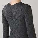 Lululemon 5 Mile Long Sleeve Heathered Black Top Women's Size 4 (?) Photo 1