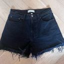 Abercrombie & Fitch  High Rise Mom Shorts Curve Love Black 4” Photo 0