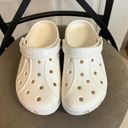 Crocs M6,W8 White Croc Clogs Photo 1