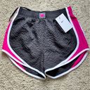 Nike NEW  Womens Dri-FIT Icon Clash Textured Tempo Athletic Shorts - XS Photo 2