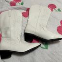 SheIn White Heel Boots Photo 0