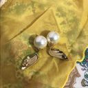 Vintage Dangle Stud Earrings Pearls & Gold Winged Accent BEAUTIFUL! White Photo 4