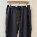 Lululemon On The Fly Mid Rise Joggers Black Size 8 Photo 3