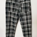 Pretty Little Thing plaid jeans Photo 1