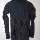 Lululemon  long sleeve lightweight jacket size 6 women Photo 1