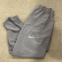 Nike Joggers Size Medium Photo 0