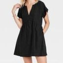 Universal Threads Universal Thread Black Linen Blend V-Neck Short Sleeve Shift Dress Photo 1