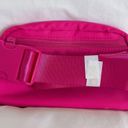 Lululemon Everywhere Belt Bag Sonic Pink 1L Photo 2