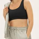 Everlane Nwt  Black The Perform Sports Bra Photo 0