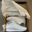 Reebok White Classic Leather Shoe Photo 2