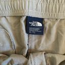 The North Face  Shorts Womens Size XL Khaki Cargo Casual Hiking beige Photo 2