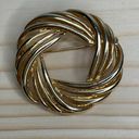Twisted Gold Tone Round  Rope Knot Brooch Photo 4