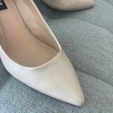 DKNY Nude Pointy Heels Photo 6