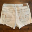 American Eagle  Jean Shorts Hi-Rise Shortie Women’s 6 Light Wash Super Stretch X Photo 2