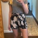 Rusty Floral Print Flowy Shorts Photo 0