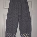 Cathy Daniels Checkered Daisy Capri’s Photo 0