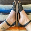 Gap Black Leather Ankle Strap Sandals! Super comfy! GUC. Size 6. Photo 2