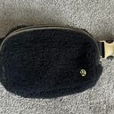 Lululemon Everywhere Fleece Belt Bag Photo 0