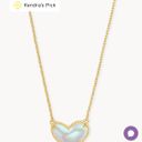 Kendra Scott Ari Heart Gold Pendant Necklace In Dichroic Glass Photo 2