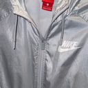 Nike Rain Windbreaker Jacket Photo 2