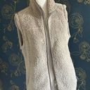 Free Country Small  Sherpa like Grey Vest with Pockets Photo 0