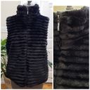 Gallery Grooved Black Tiered Faux Fur Reversible Pocket Zip Up Vest Size Medium Photo 8