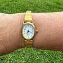 Vintage Quartz Gold Tone Water Resistant Analog Wristwatch 30M Photo 1