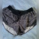 Lululemon  Hotty Hot shorts Photo 3