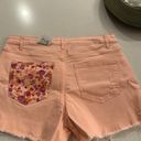 Time & Tru  Shorts Photo 1