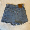 Levi's LEVI’S Ribcage Denim Shorts High Rise Button Fly Distressed Raw Hem Size 24 Photo 3