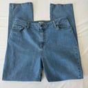 L.L.Bean  Classic Fit High Rise MOM Jeans Light Wash Size 14 Photo 2