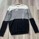 kim rogers NWT  M Colorblock Crew Neck Black White Sweater Photo 0