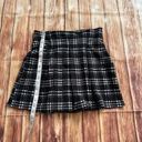 Lux LA Women’s Plaid Mini Skirt Black Size Medium Photo 4